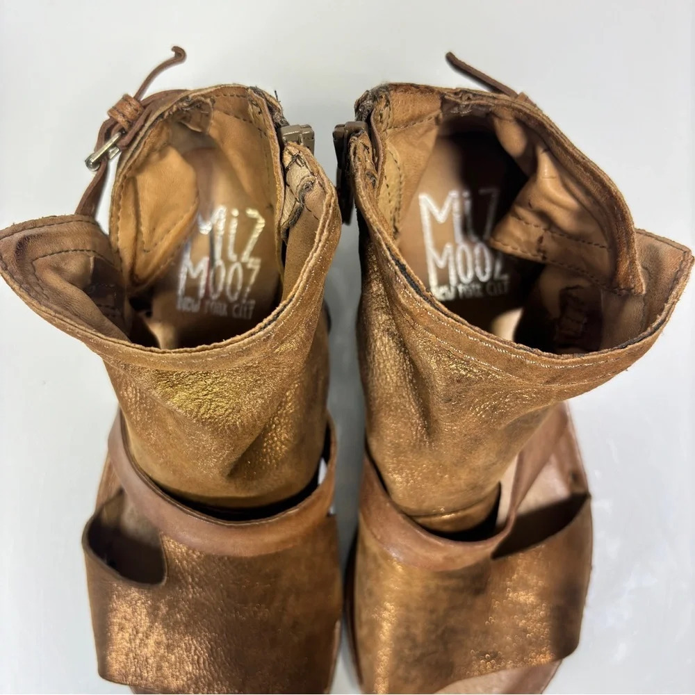 Miz Mooz Bronze Brown Leather Gladiator Sandals - Picture 9 of 13